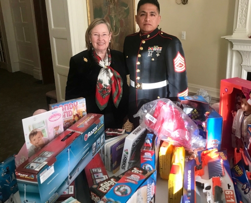 Claudia Lane and Gunnery Sergeant Daniel Hernandez, Jr.